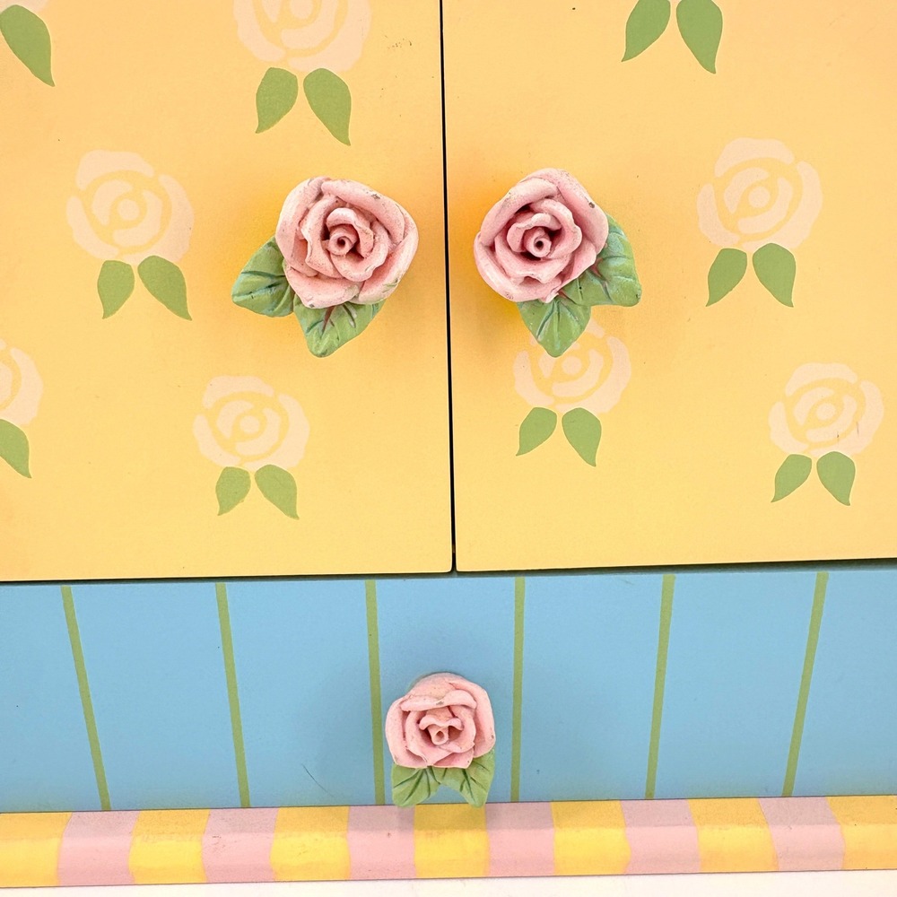 Hand Painted Wooden House Jewelry Box Trinket Storage with Roses Cottagecore 90s - Picture 4 of 10